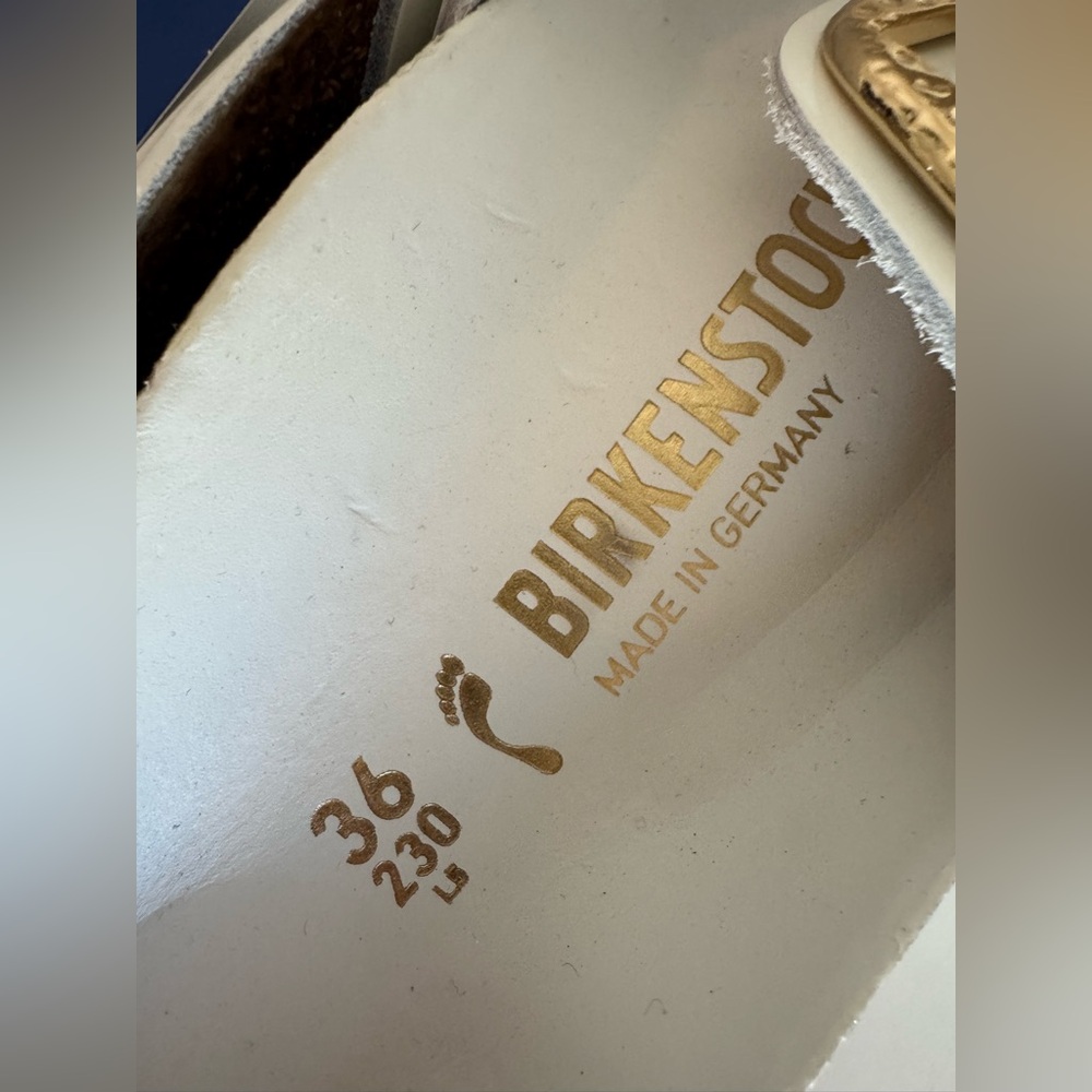 Birkenstock Cream Sandals with Gold Accents - Picture 14 of 14